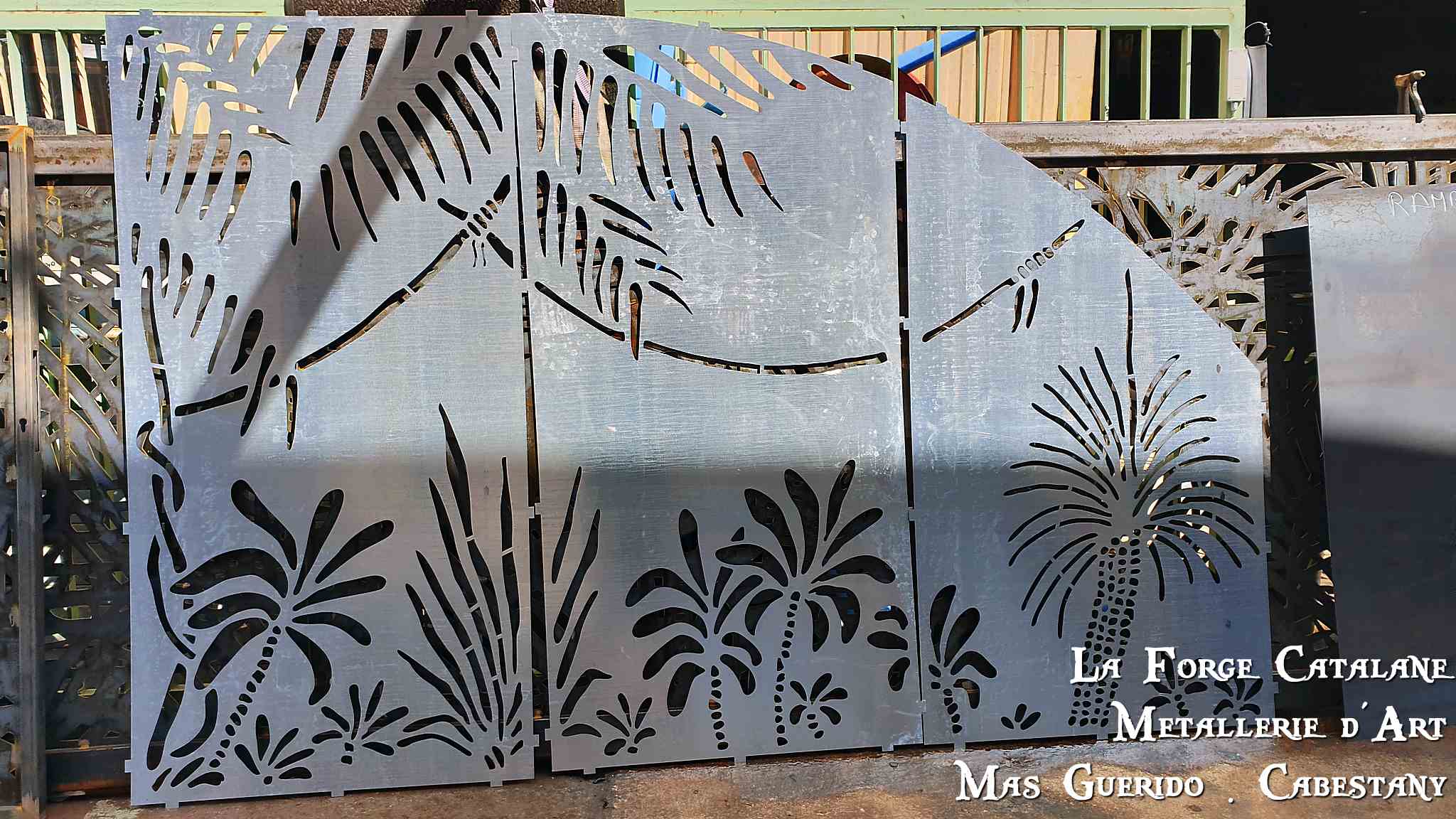 Decoupe laser selon croquis client vegetal forge catalane.jpg